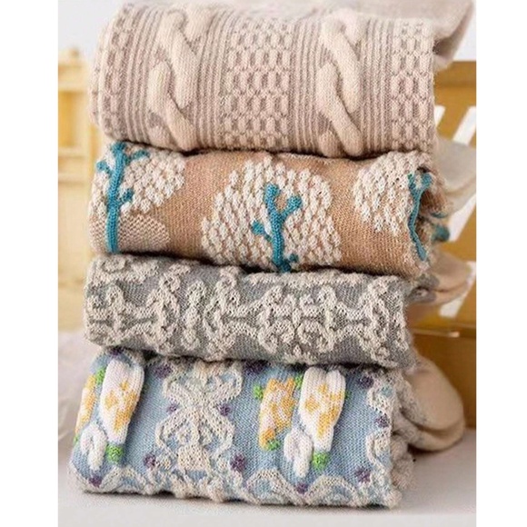 Cozy Textured Floral Print Color Block Socks Set - Picture 4 of 5